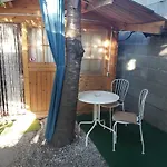 Bungalo Relax Terrace, Glamping Fahaz ラグジュアリーテント シオーフォク